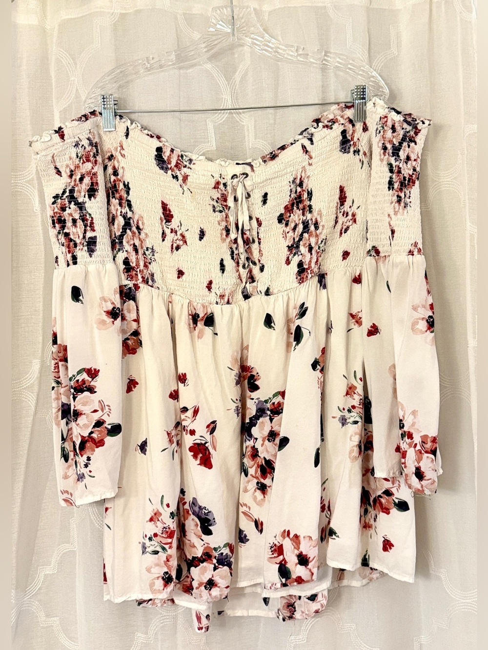 Torrid Size 4 4X 26/28 Ivory Pink Floral Smocked Babydoll Top Off the Shoulder